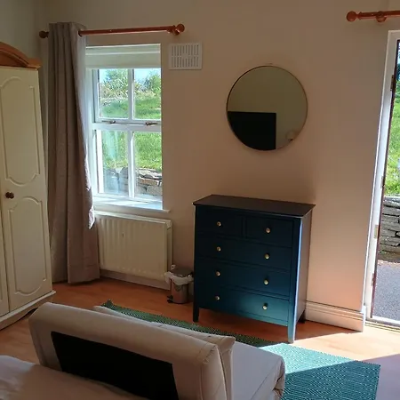 Mountshannon Cottage Mountshannon